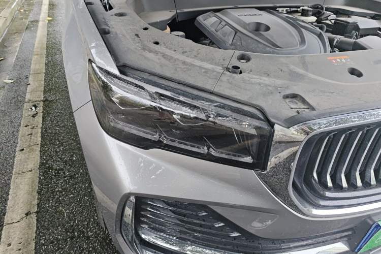 Used Geely Auto Monjaro L 2024 2.0TD High-Power Automatic Two-Wheel Drive Skyline Edition Right Front Headlight