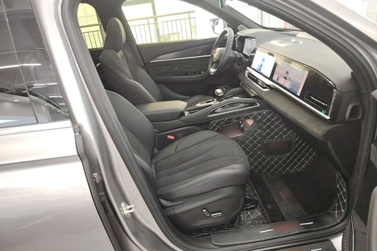 Used Geely Auto Monjaro L 2024 2.0TD High-Power Automatic Two-Wheel Drive Skyline Edition Right Front Seat