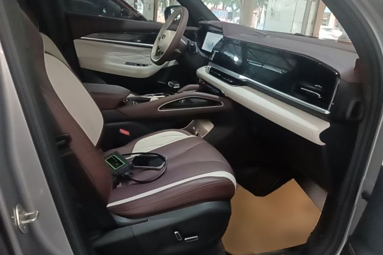 Used Geely Auto Monjaro L 2024 2.0TD High-Power Automatic Two-Wheel Drive Yunqi Version Right Front Seat