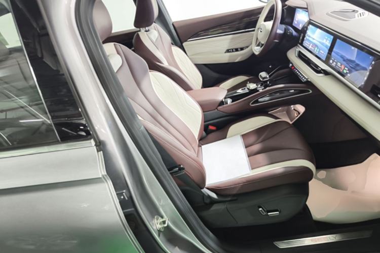 Used Geely Auto Monjaro L 2024 2.0TD DCT EVO Two-Wheel Drive Prestige Version Right Front Seat