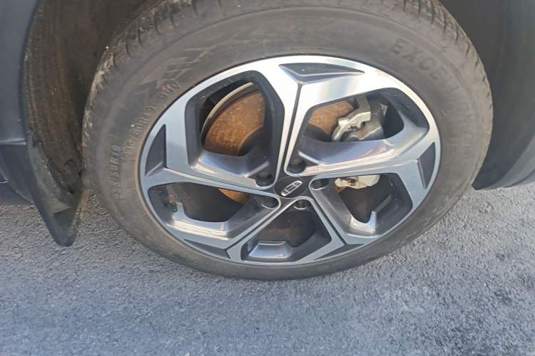 Used Geely Auto Monjaro L 2024 2.0TD DCT EVO Two-Wheel Drive Long-Range Version Right Front Wheel Hub