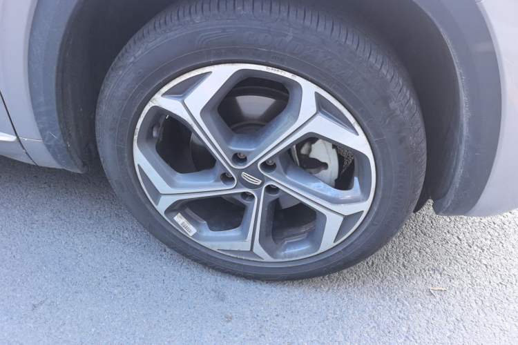 Used Geely Auto Monjaro L 2024 2.0TD High-Power Automatic Two-Wheel Drive Yunqi Version Right Front Wheel Hub