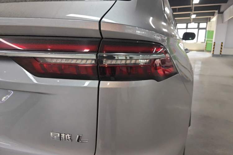 Used Geely Auto Monjaro L 2024 2.0TD High-Power Automatic Two-Wheel Drive Skyline Edition Right Rear Taillight