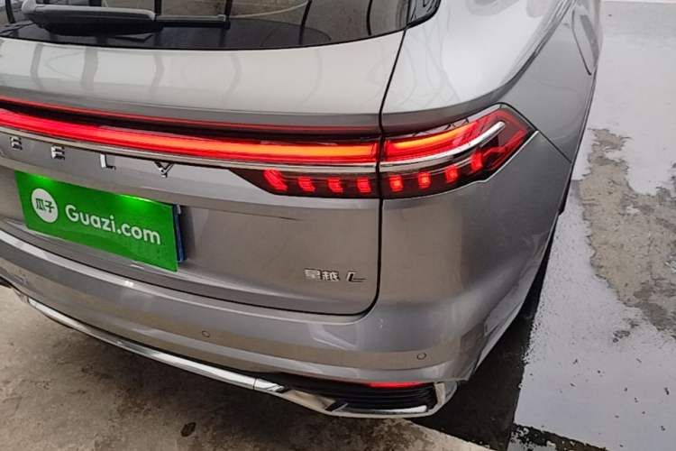 Used Geely Auto Monjaro L 2024 2.0TD DCT EVO Two-Wheel Drive Long-Range Version Right Rear Taillight