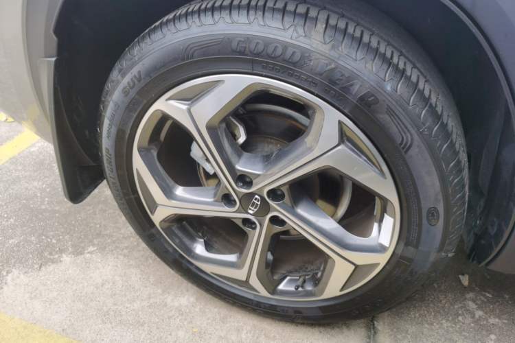 Used Geely Auto Monjaro L 2024 2.0TD High-Power Automatic Two-Wheel Drive Yunqi Version Right Rear Wheel Hub