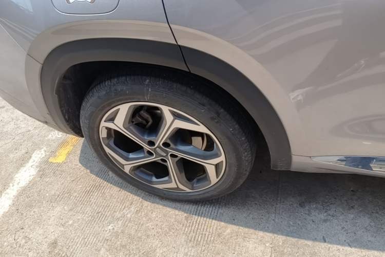 Used Geely Auto Monjaro L 2024 2.0TD High-Power Automatic Two-Wheel Drive Yunqi Version Right Rear Wheel Hub