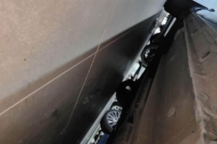 Used Geely Auto Monjaro L 2024 2.0TD High-Power Automatic Two-Wheel Drive Yunqi Version Right Side Sill