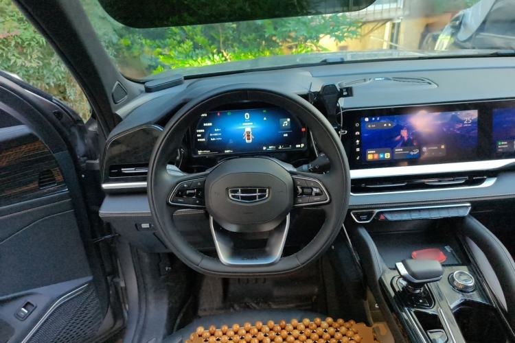 Used Geely Auto Monjaro L 2024 2.0TD DCT EVO Two-Wheel Drive Long-Range Version Steering Wheel