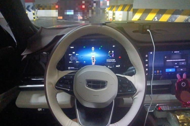 Used Geely Auto Monjaro L 2024 2.0TD High-Power Automatic Two-Wheel Drive Yunqi Version Steering Wheel