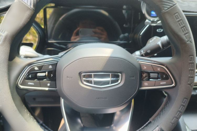 Used Geely Auto Monjaro L 2024 2.0TD DCT EVO Two-Wheel Drive Long-Range Version Steering Wheel