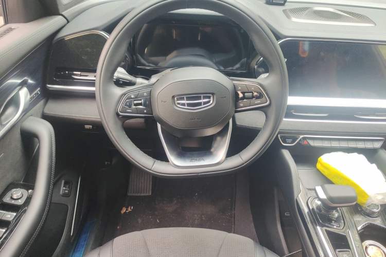Used Geely Auto Monjaro L 2024 2.0TD High-Power Automatic Two-Wheel Drive Skyline Edition Steering Wheel