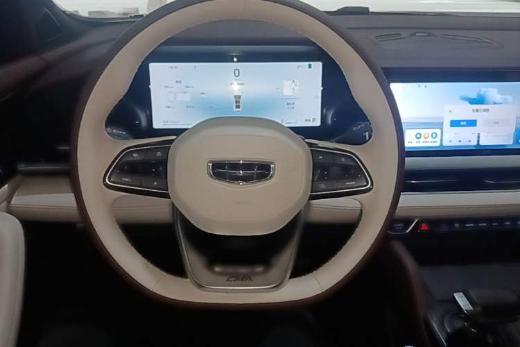 Used Geely Auto Monjaro L 2024 2.0TD High-Power Automatic Two-Wheel Drive Yunqi Version Steering Wheel