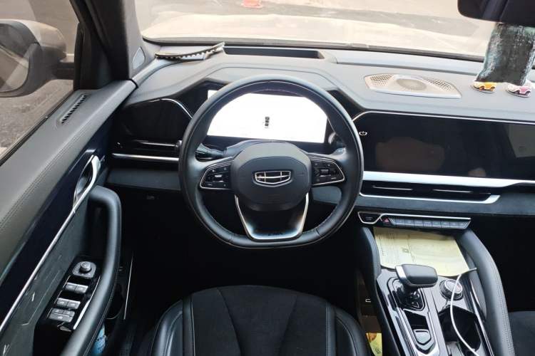 Used Geely Auto Monjaro L 2024 2.0TD High-Power Automatic Two-Wheel Drive Skyline Edition Steering Wheel