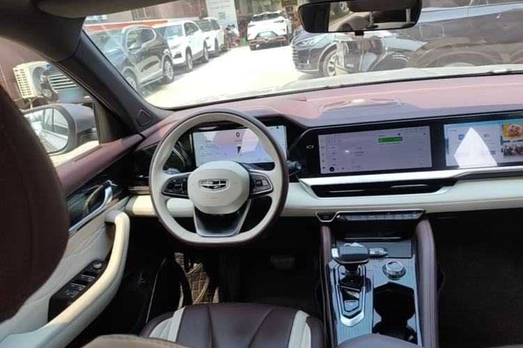 Used Geely Auto Monjaro L 2024 2.0TD High-Power Automatic Two-Wheel Drive Yunqi Version Steering Wheel