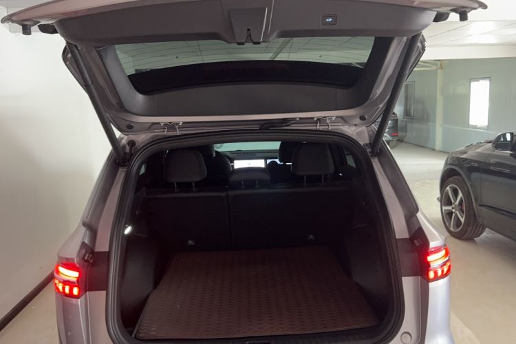 Used Geely Auto Monjaro L 2024 2.0TD DCT EVO Two-Wheel Drive Long-Range Version Trunk