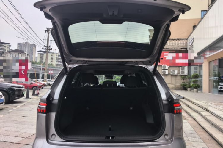 Used Geely Auto Monjaro L 2024 2.0TD High-Power Automatic Two-Wheel Drive Skyline Edition Trunk