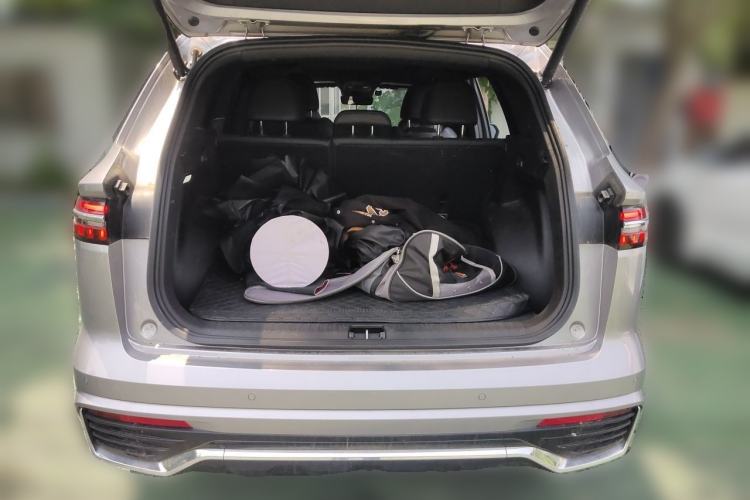 Used Geely Auto Monjaro L 2024 2.0TD DCT EVO Two-Wheel Drive Long-Range Version Trunk
