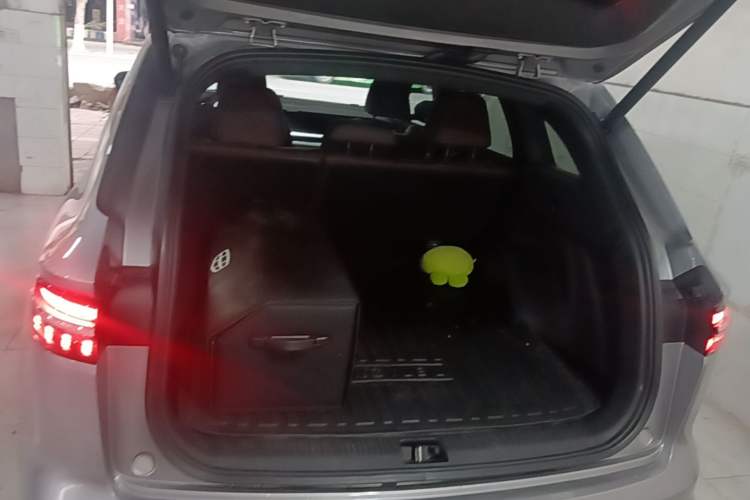 Used Geely Auto Monjaro L 2024 2.0TD High-Power Automatic Two-Wheel Drive Yunqi Version Trunk