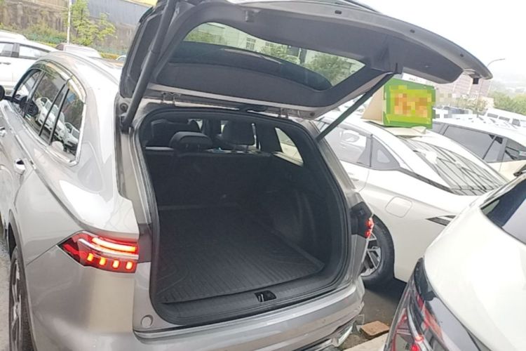 Used Geely Auto Monjaro L 2024 2.0TD DCT EVO Two-Wheel Drive Long-Range Version Trunk