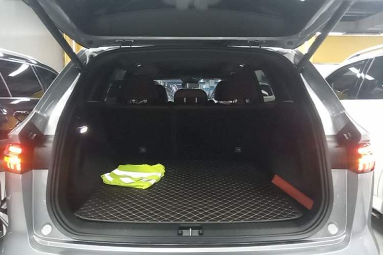 Used Geely Auto Monjaro L 2024 2.0TD High-Power Automatic Two-Wheel Drive Yunqi Version Trunk