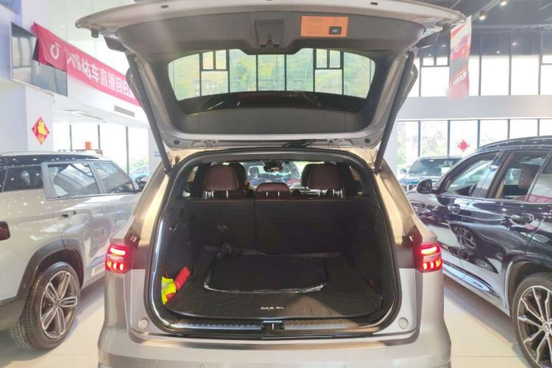 Used Geely Auto Monjaro L 2024 2.0TD High-Power Automatic Two-Wheel Drive Yunqi Version Trunk