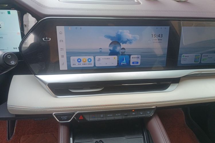 Used Geely Auto Monjaro L 2024 2.0TD High-Power Automatic Two-Wheel Drive Yunqi Version Audio And AC Panel