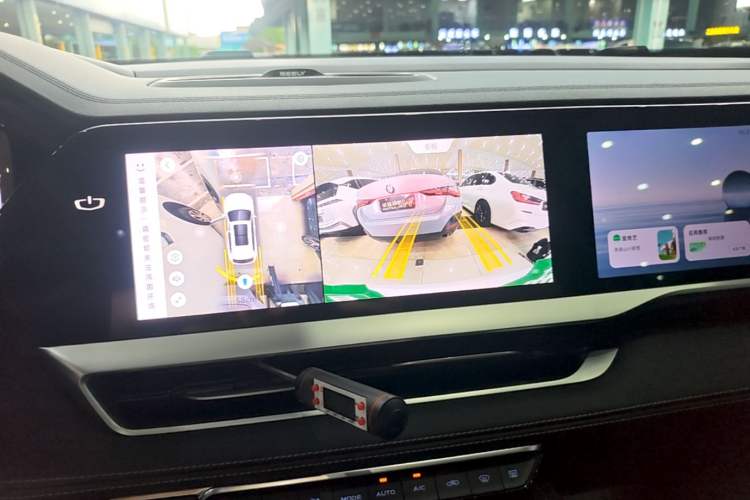 Used Geely Auto Monjaro L 2024 2.0TD DCT EVO Two-Wheel Drive Long-Range Version Audio And AC Panel