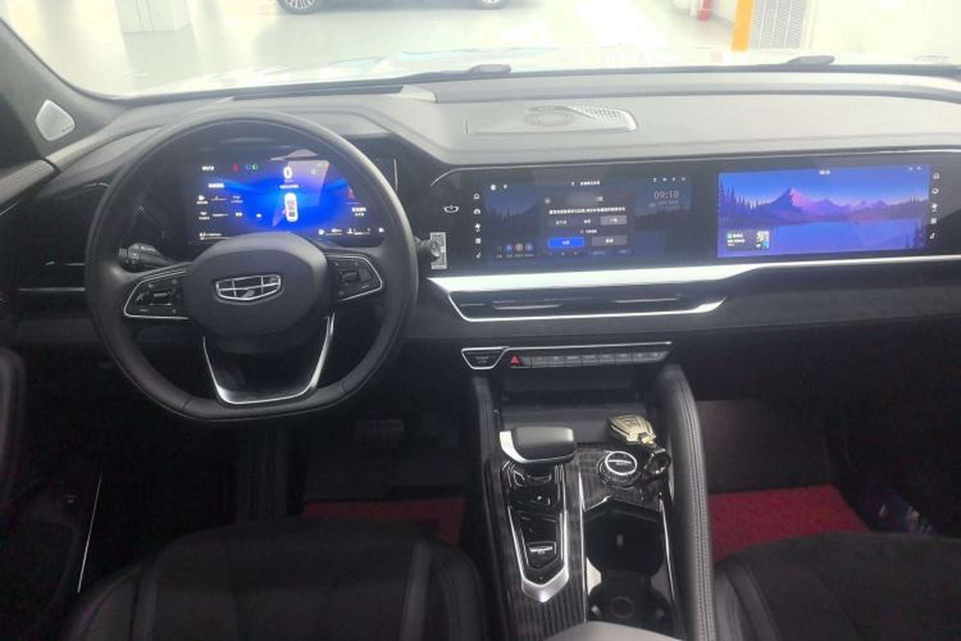 Used Geely Auto Monjaro L 2024 2.0TD High-Power Automatic Two-Wheel Drive Skyline Edition Center Console