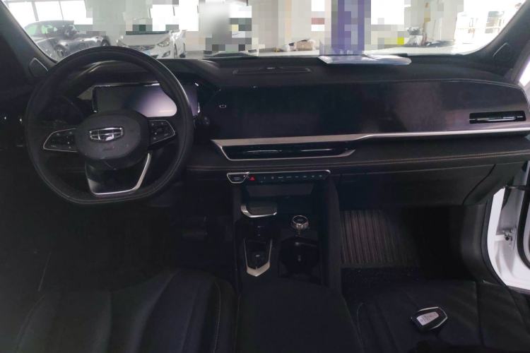 Used Geely Auto Monjaro L 2024 2.0TD DCT EVO Two-Wheel Drive Long-Range Version Center Console