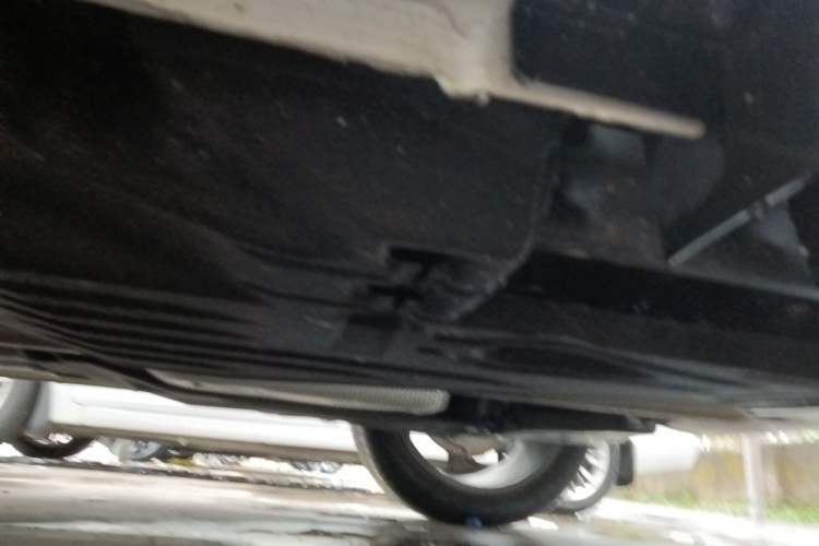 Used Geely Auto Monjaro L 2024 2.0TD DCT EVO Two-Wheel Drive Long-Range Version Chassis Rear Left