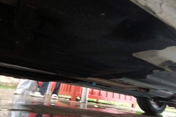 Used Geely Auto Monjaro L 2024 2.0TD DCT EVO Two-Wheel Drive Long-Range Version Chassis Rear Right
