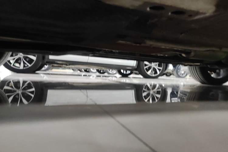 Used Geely Auto Monjaro L 2024 2.0TD High-Power Automatic Two-Wheel Drive Skyline Edition Chassis Rear Right