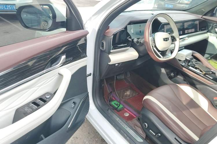 Used Geely Auto Monjaro L 2024 2.0TD High-Power Automatic Two-Wheel Drive Yunqi Version Driver Seat