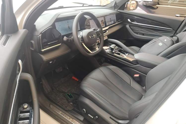 Used Geely Auto Monjaro L 2024 2.0TD DCT EVO Two-Wheel Drive Long-Range Version Driver Seat