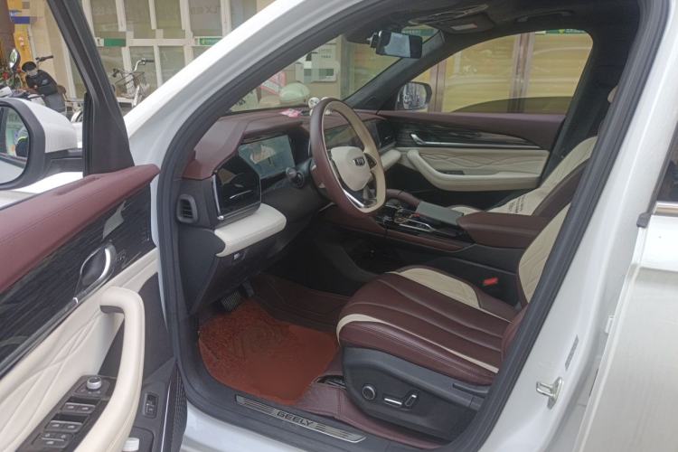 Used Geely Auto Monjaro L 2024 2.0TD High-Power Automatic Two-Wheel Drive Yunqi Version Driver Seat