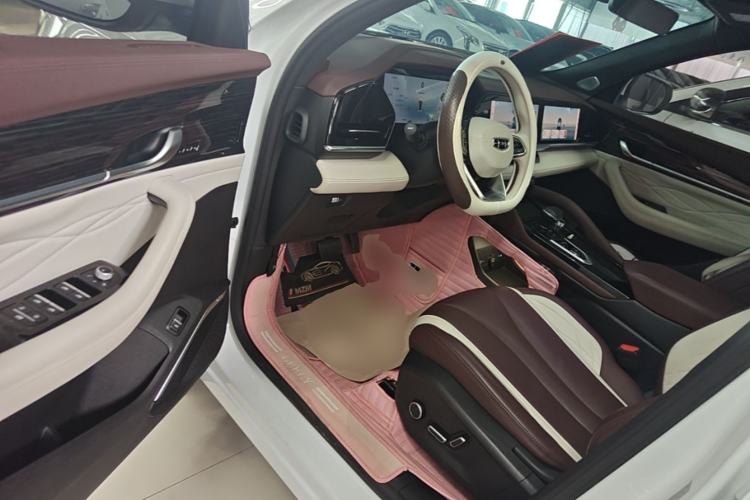 Used Geely Auto Monjaro L 2024 2.0TD High-Power Automatic Two-Wheel Drive Skyline Edition Driver Seat