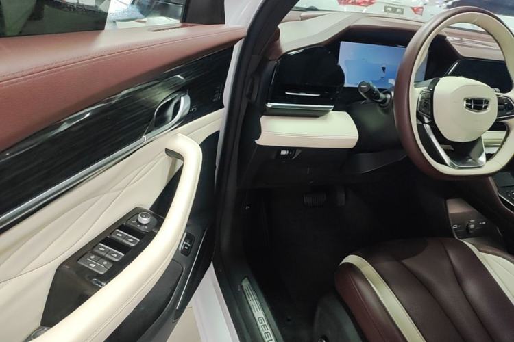 Used Geely Auto Monjaro L 2024 2.0TD High-Power Automatic Two-Wheel Drive Yunqi Version Driver Seat