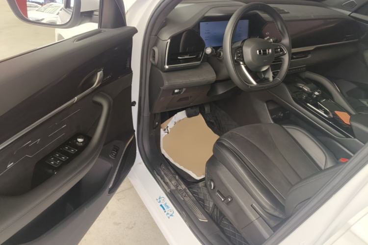 Used Geely Auto Monjaro L 2024 2.0TD High-Power Automatic Two-Wheel Drive Yunqi Version Driver Seat