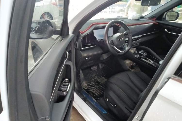 Used Geely Auto Monjaro L 2024 2.0TD DCT EVO Two-Wheel Drive Long-Range Version Driver Seat