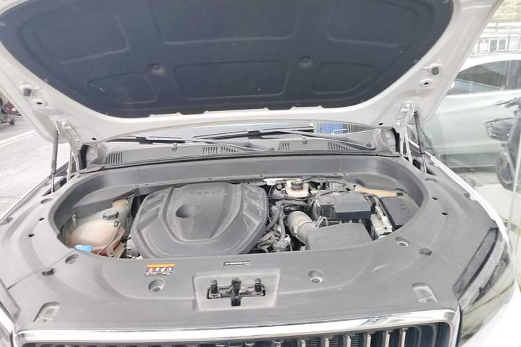 Used Geely Auto Monjaro L 2024 2.0TD High-Power Automatic Two-Wheel Drive Yunqi Version Engine Bay