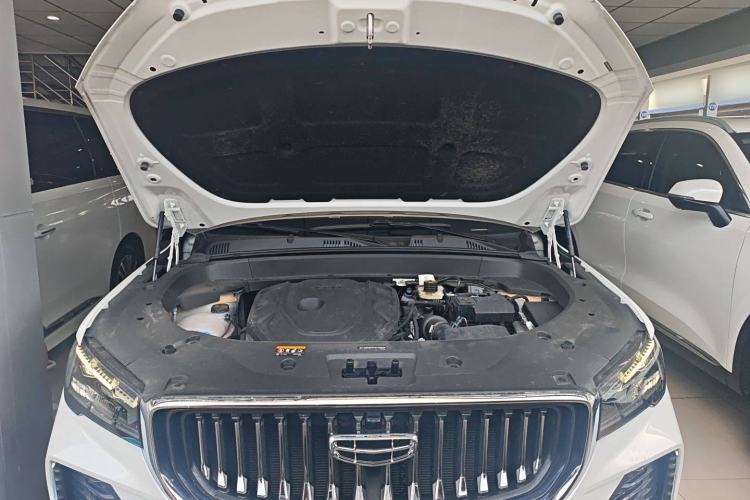 Used Geely Auto Monjaro L 2024 2.0TD High-Power Automatic Two-Wheel Drive Yunqi Version Engine Bay