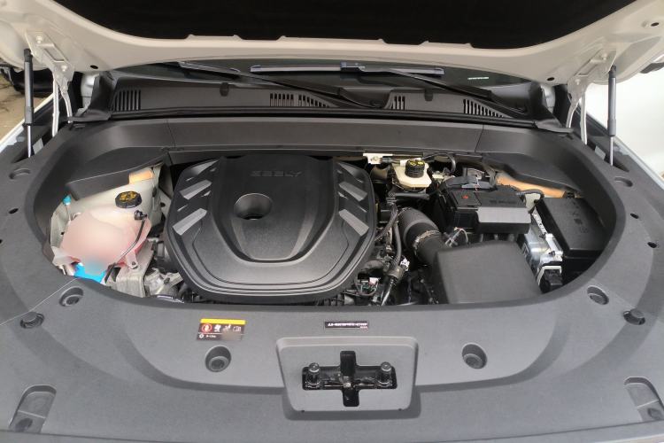 Used Geely Auto Monjaro L 2024 2.0TD High-Power Automatic Two-Wheel Drive Skyline Edition Engine Bay