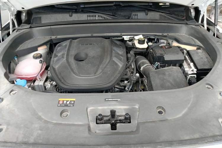 Used Geely Auto Monjaro L 2024 2.0TD DCT EVO Two-Wheel Drive Long-Range Version Engine Bay