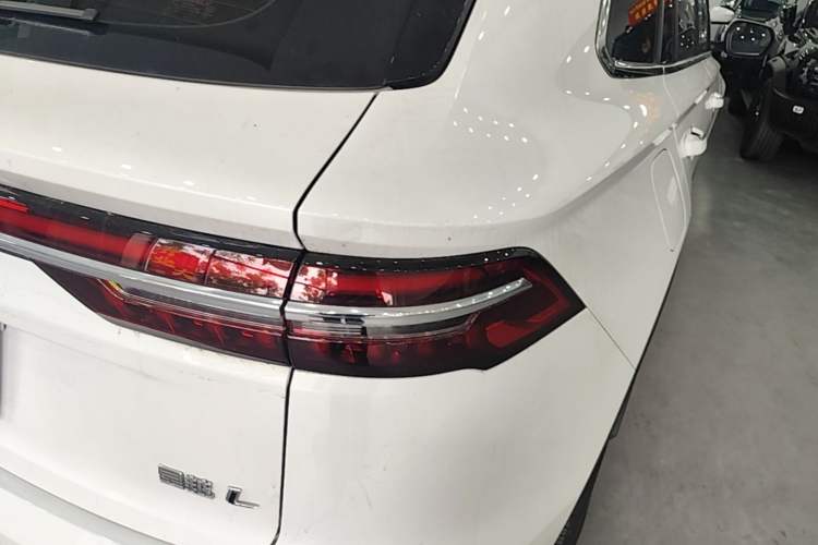 Used Geely Auto Monjaro L 2024 2.0TD DCT EVO Two-Wheel Drive Long-Range Version Exterior 3