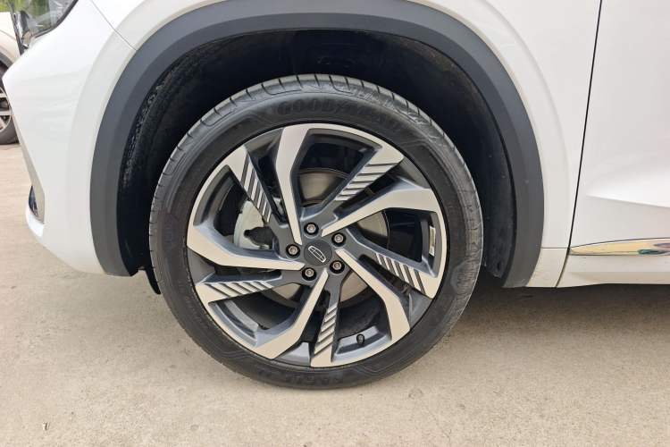 Used Geely Auto Monjaro L 2024 2.0TD High-Power Automatic Two-Wheel Drive Skyline Edition Exterior 4