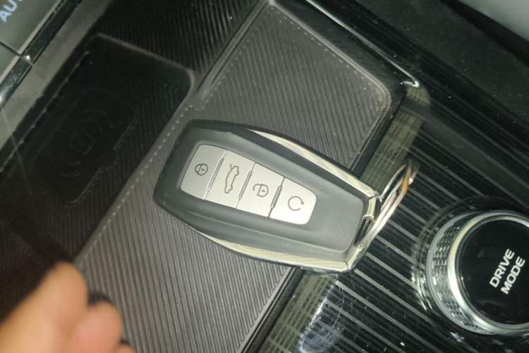 Used Geely Auto Monjaro L 2024 2.0TD High-Power Automatic Two-Wheel Drive Yunqi Version Interior 1