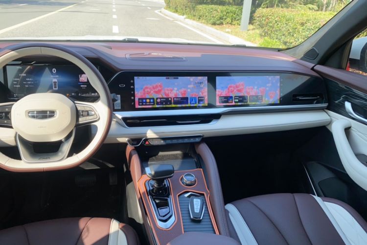 Used Geely Auto Monjaro L 2024 2.0TD High-Power Automatic Two-Wheel Drive Yunqi Version Interior 2