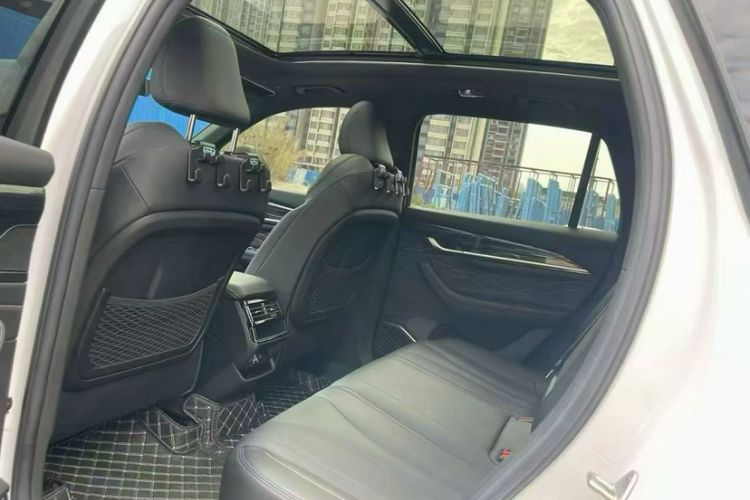 Used Geely Auto Monjaro L 2024 2.0TD DCT EVO Two-Wheel Drive Long-Range Version Interior 3