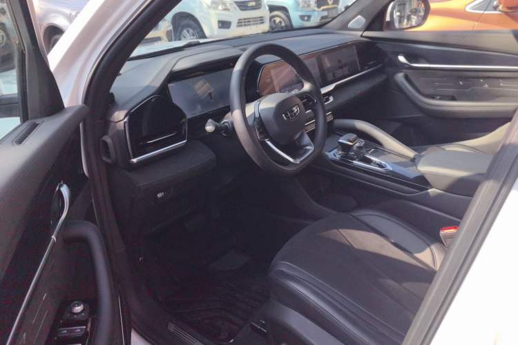 Used Geely Auto Monjaro L 2024 2.0TD High-Power Automatic Two-Wheel Drive Skyline Edition Interior 5