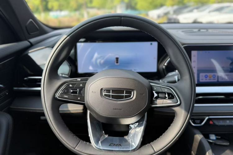 Used Geely Auto Monjaro L 2024 2.0TD DCT EVO Two-Wheel Drive Long-Range Version Interior 7